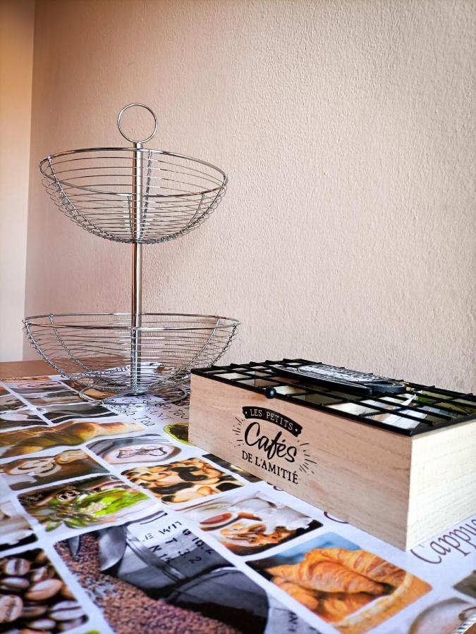 Domumontegrappa - Appartamento Indipendente Con Giardino - Sestu エクステリア 写真